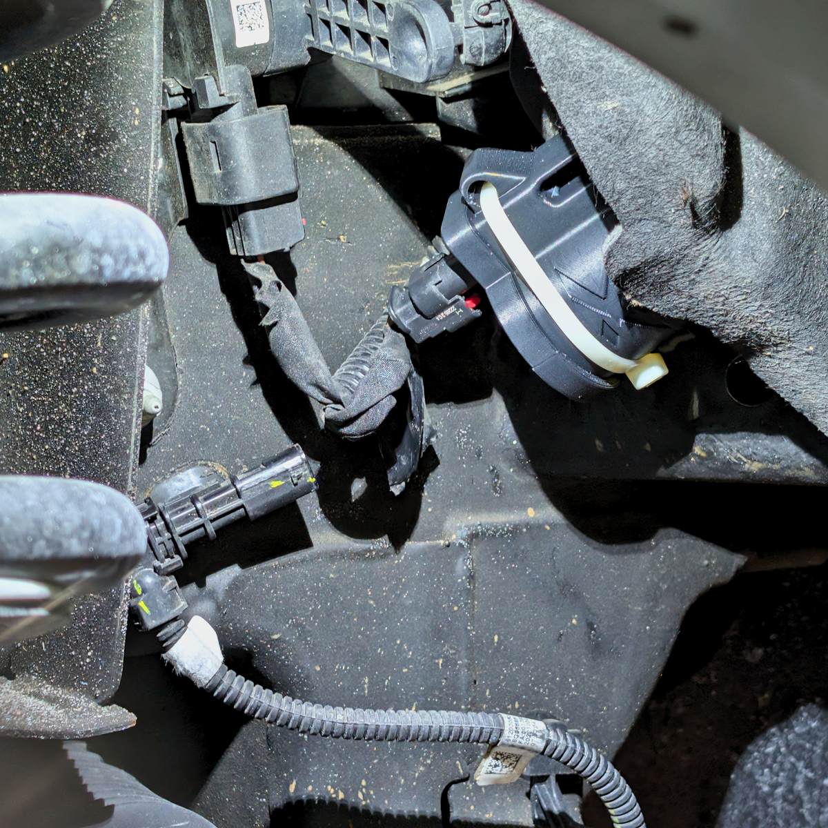 ARC-MAX Shock Sims | Duramax MagneRide Bypass Kit – ShockSims
